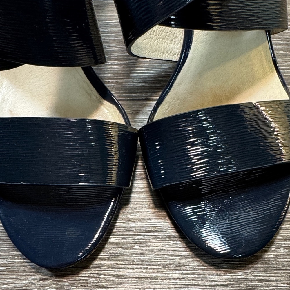 Michael kors navy blue Women's Sandals size 7.5 (s141) - Picture 10 of 10